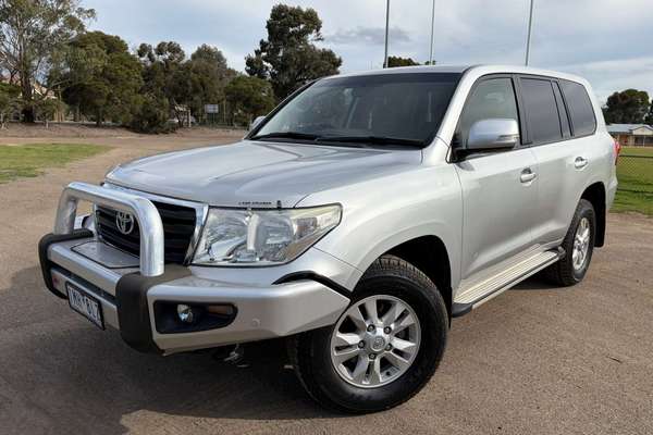 2013 Toyota Landcruiser GXL VDJ200R
