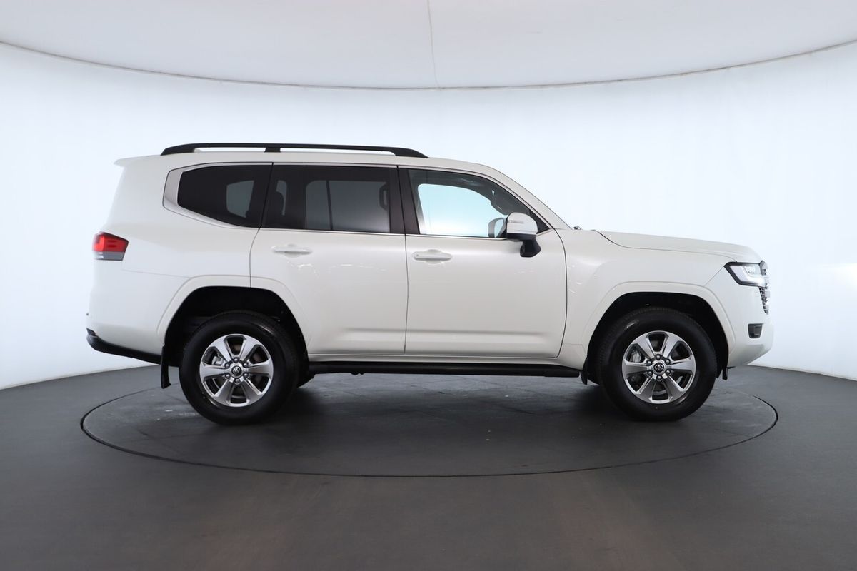 2025 Toyota Landcruiser VX FJA300R