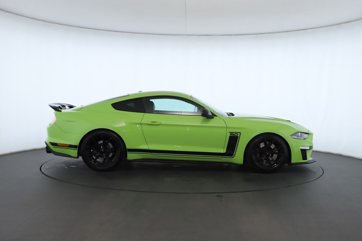 2020 Ford Mustang R-SPEC FN