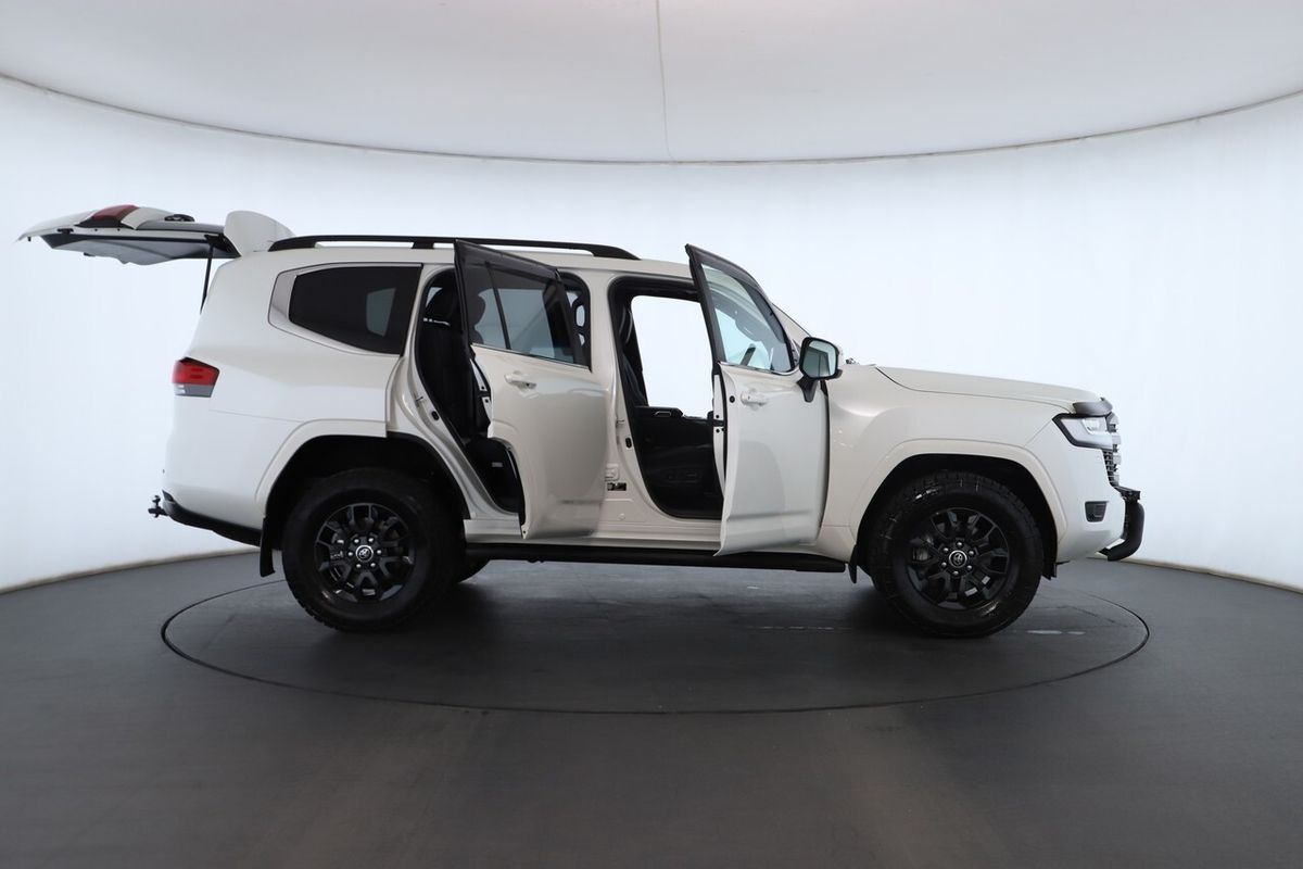 2024 Toyota Landcruiser VX FJA300R