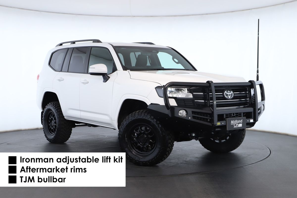 2025 Toyota Landcruiser GXL FJA300R