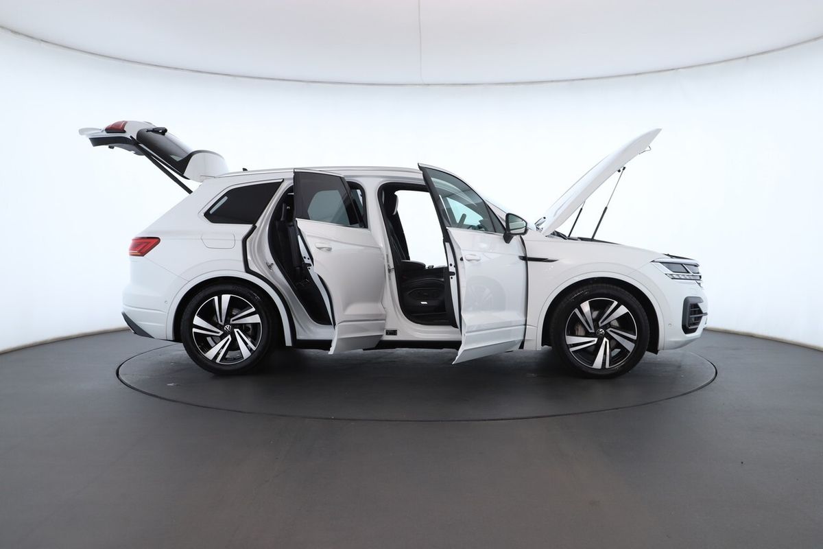 2023 Volkswagen Touareg 210TDI R-Line CR