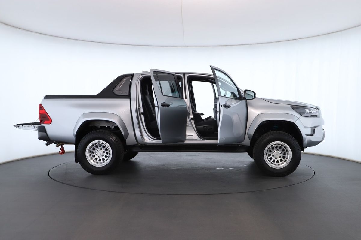 2024 Toyota Hilux Rogue 48V GUN126R 4X4