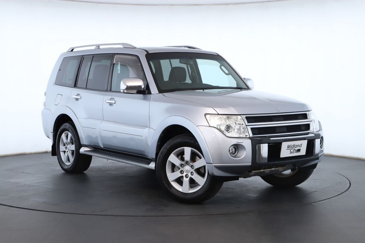2010 Mitsubishi Pajero GLX NT