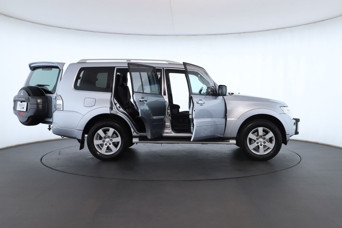 2010 Mitsubishi Pajero GLX NT