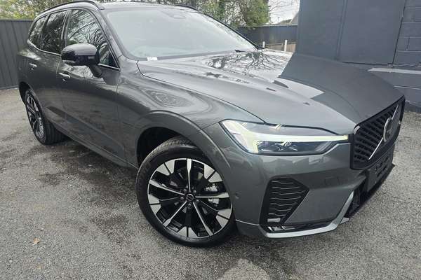 2026 Volvo XC60 Ultra B5 Dark