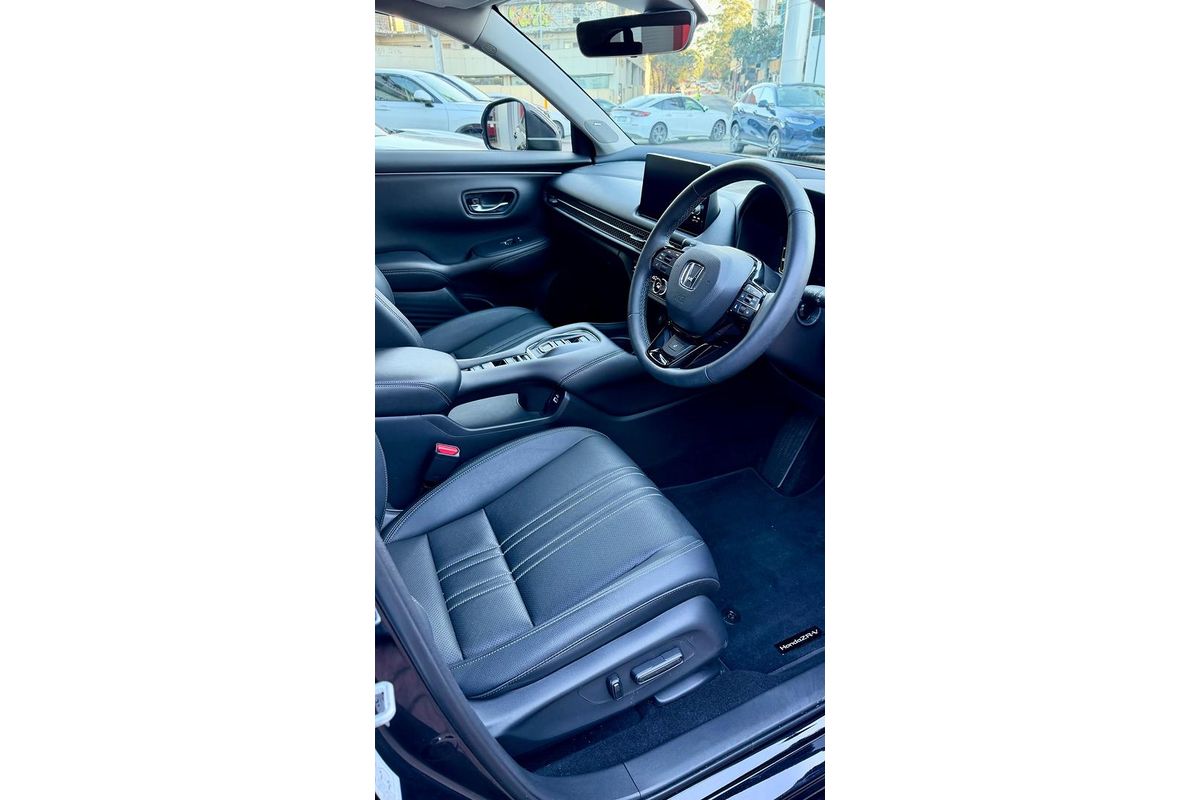 2024 Honda ZR-V e:HEV LX RZ