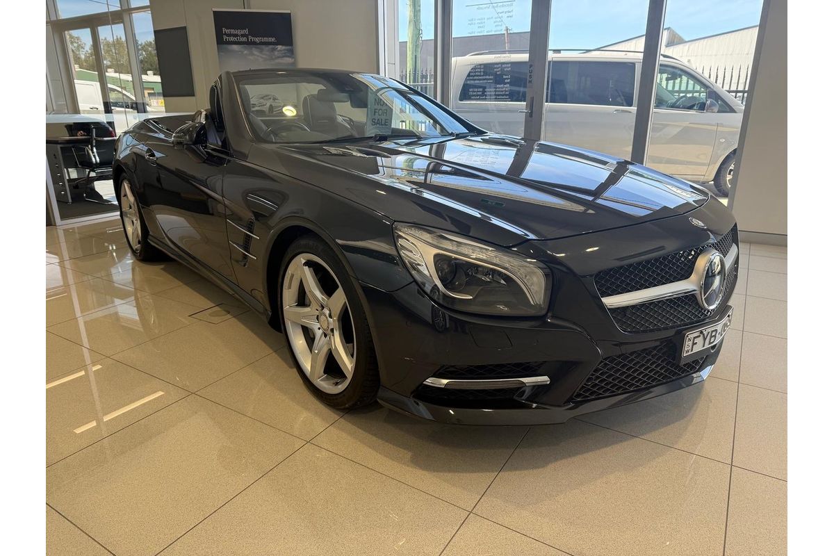 2012 Mercedes-Benz SL-Class SL500 BlueEFFICIENCY R231