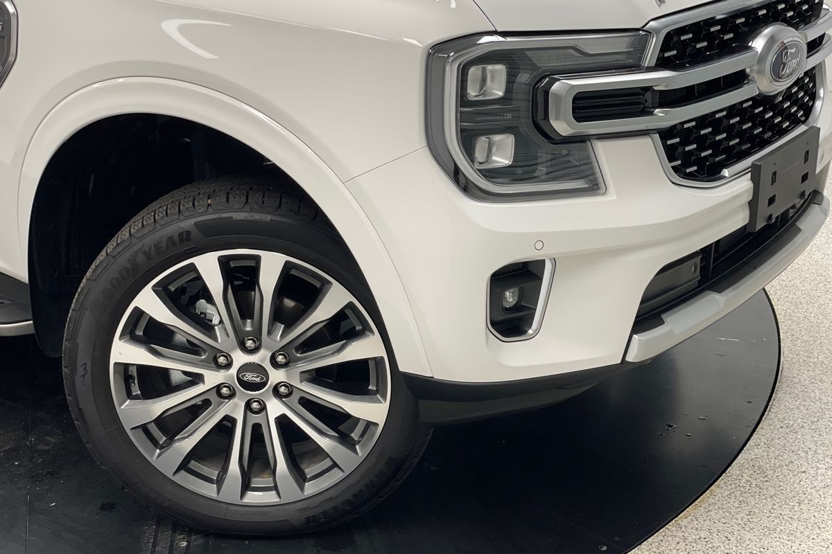 2025 Ford Everest Platinum 3.0L