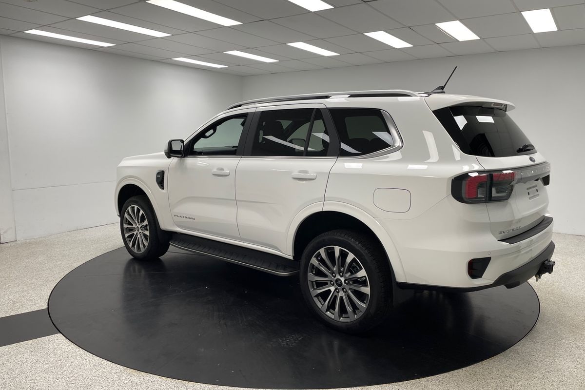 2025 Ford Everest Platinum 3.0L