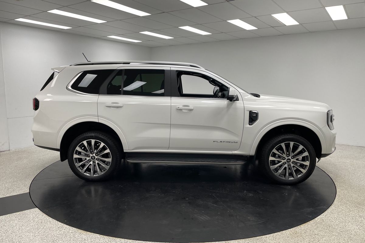 2025 Ford Everest Platinum 3.0L