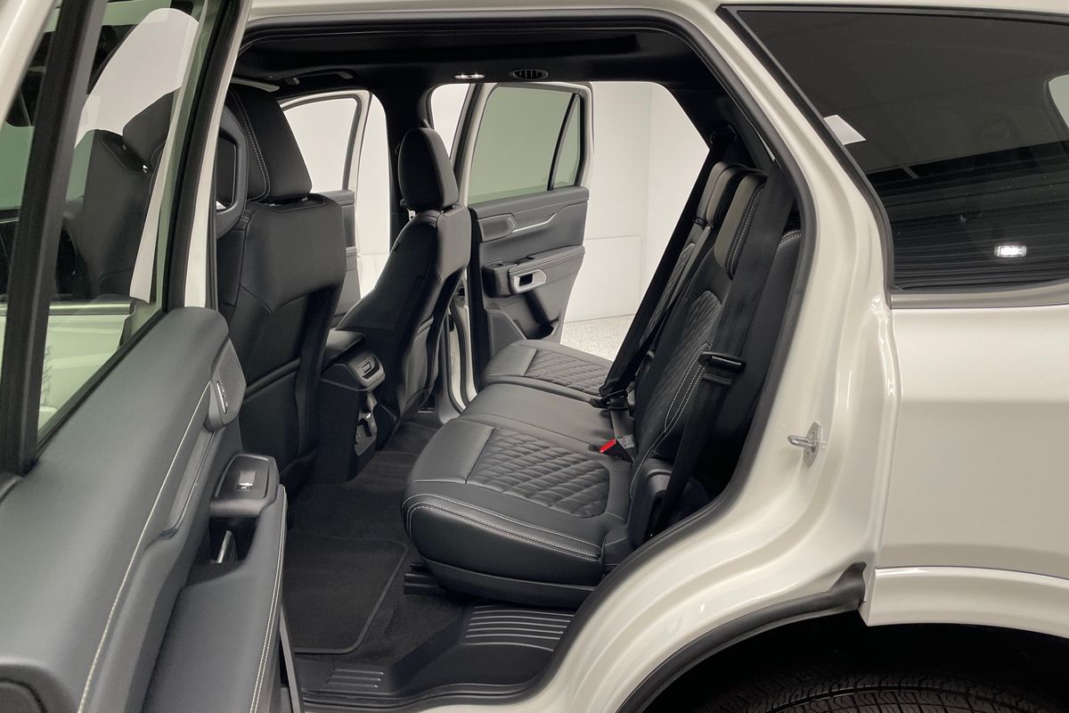 2025 Ford Everest Platinum 3.0L
