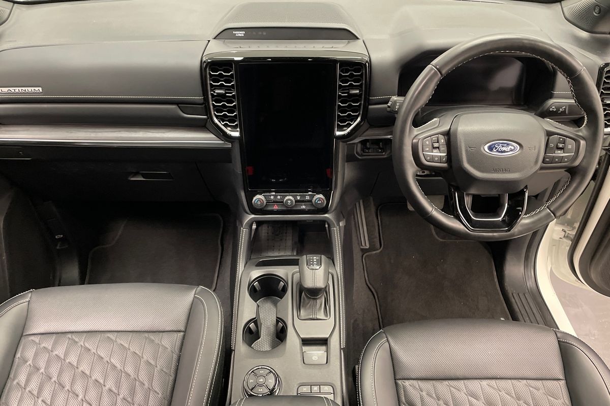 2025 Ford Everest Platinum 3.0L