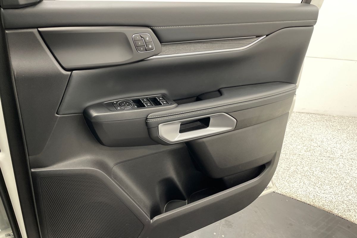 2025 Ford Everest Platinum 3.0L