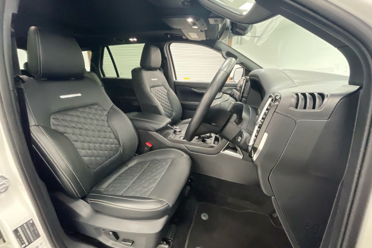 2025 Ford Everest Platinum 3.0L