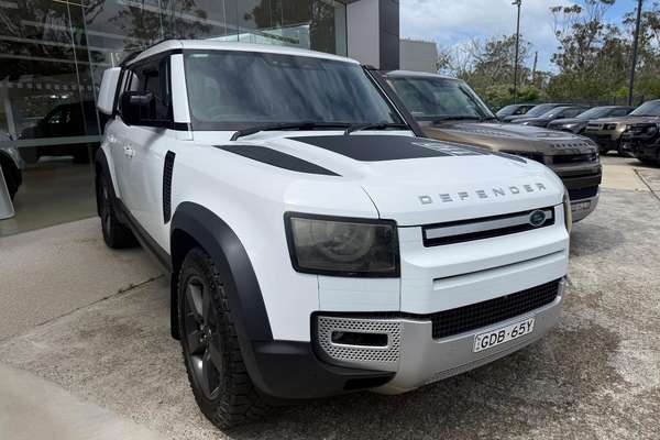 2021 Land Rover Defender 90 D300 SE L663