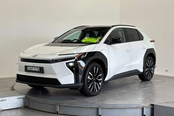 2026 Toyota bZ4X XEAM15R