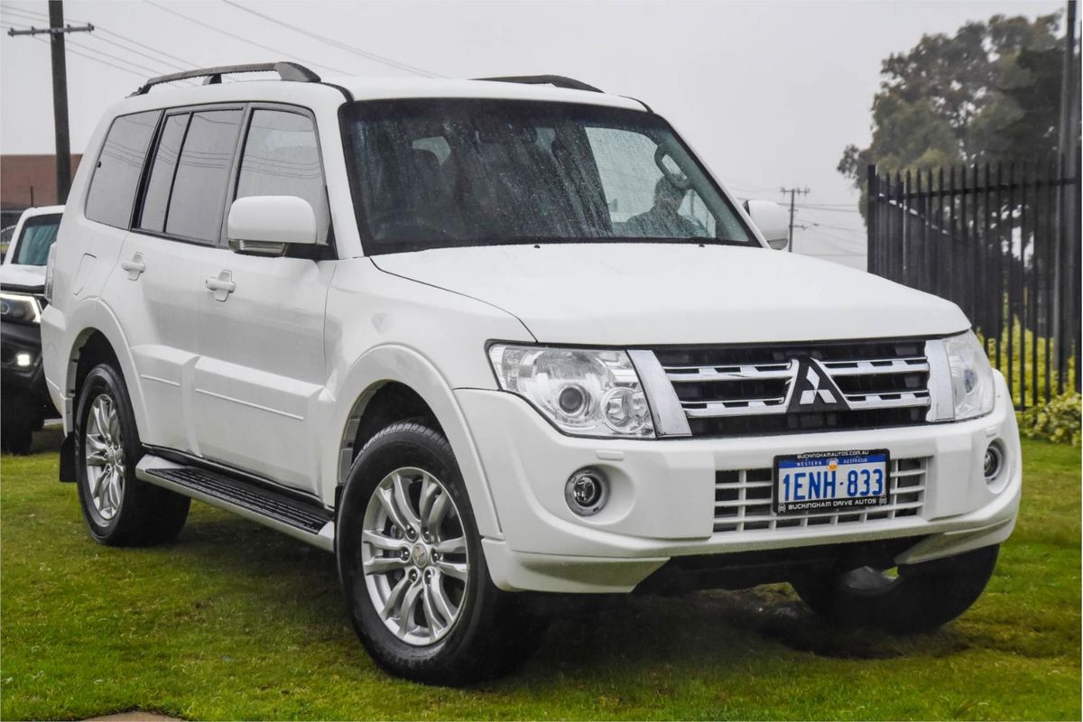 2014 Mitsubishi Pajero VR-X NW