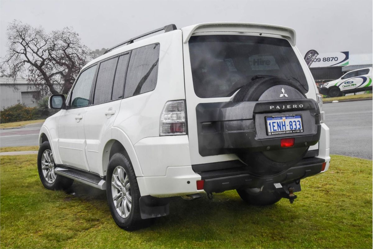 2014 Mitsubishi Pajero VR-X NW