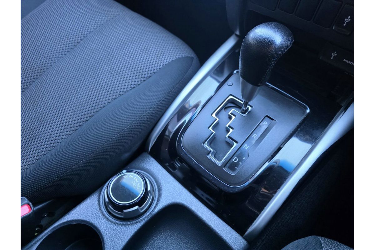 2016 Mitsubishi Triton GLS MQ 4X4 image 19