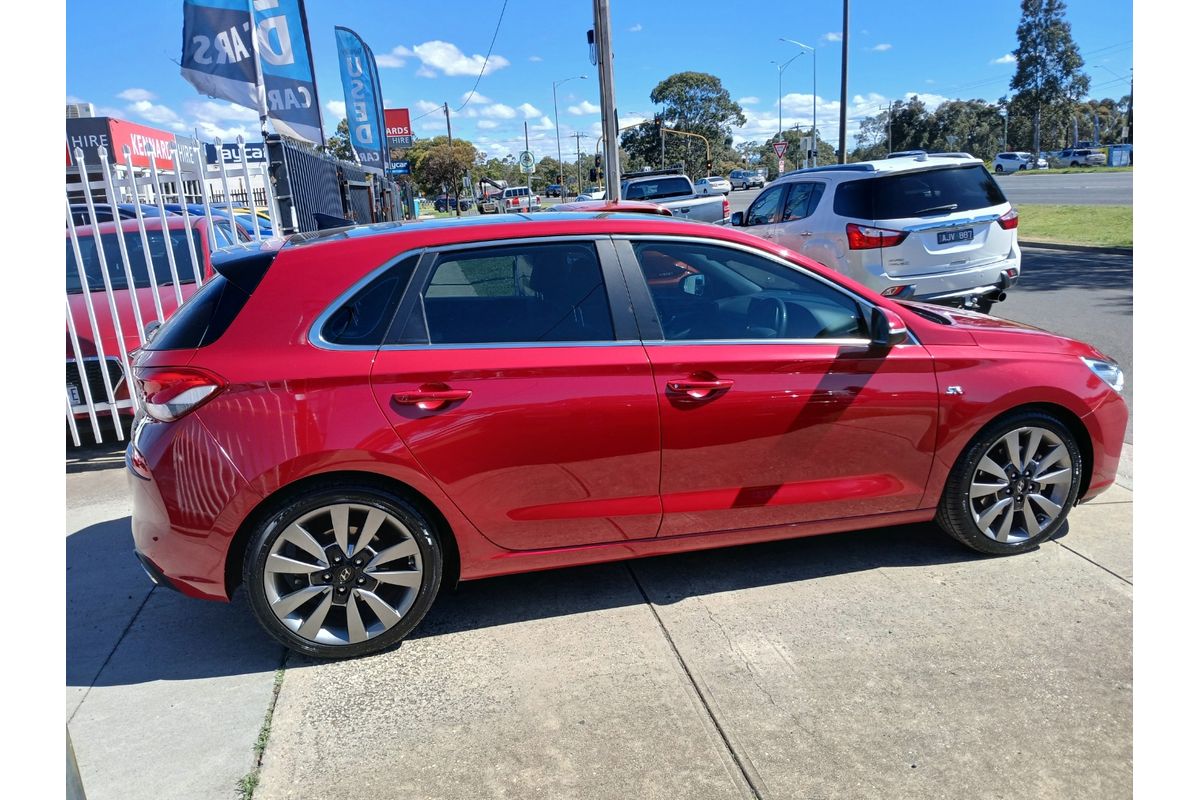 2017 Hyundai i30 SR Premium PD image 8