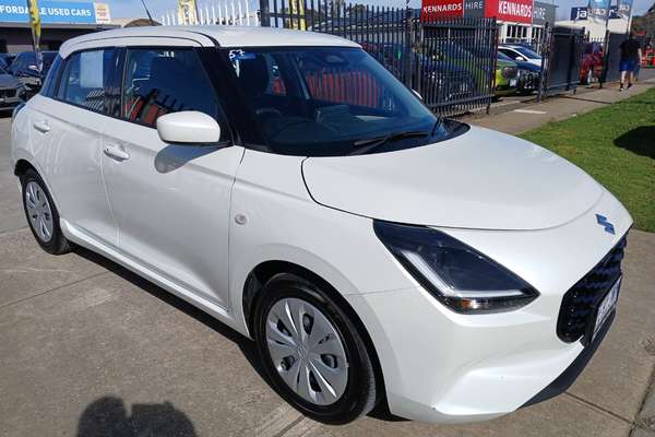 2025 Suzuki Swift Hybrid UZ