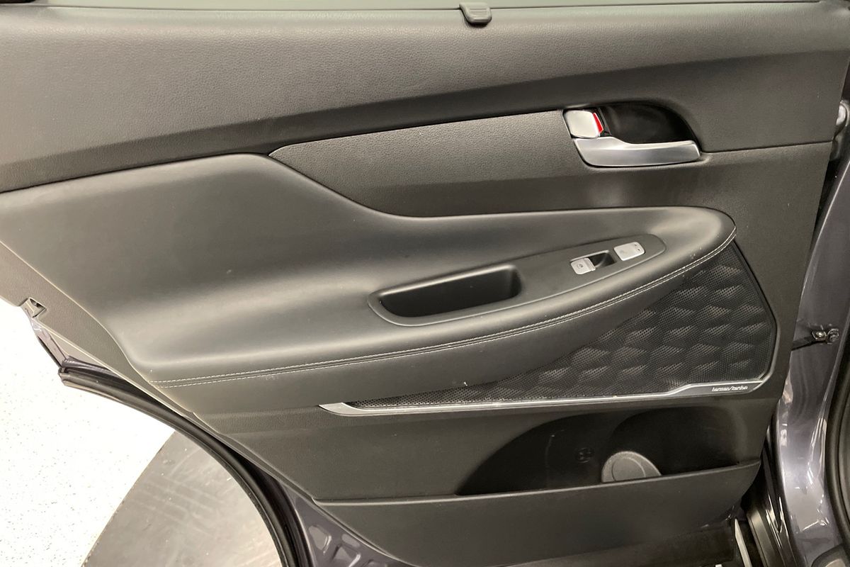 2022 Hyundai Santa Fe Highlander TM.V4