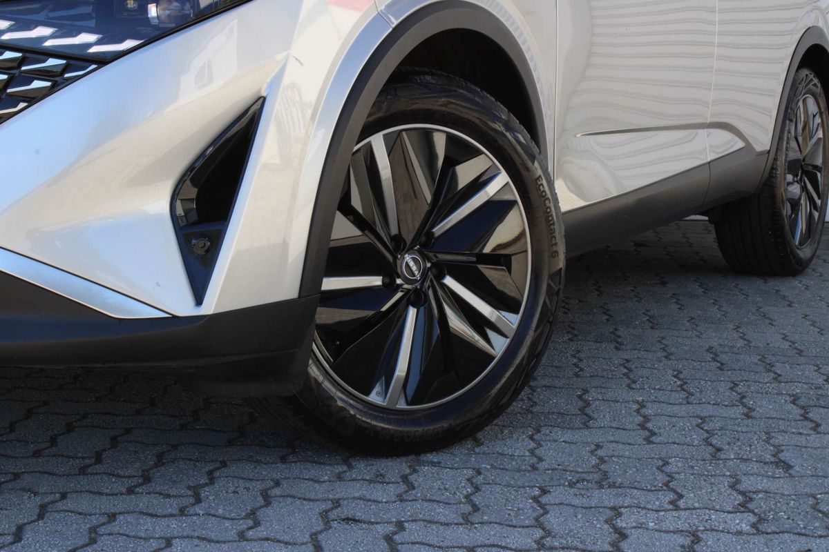 2025 Nissan QASHQAI Ti J12