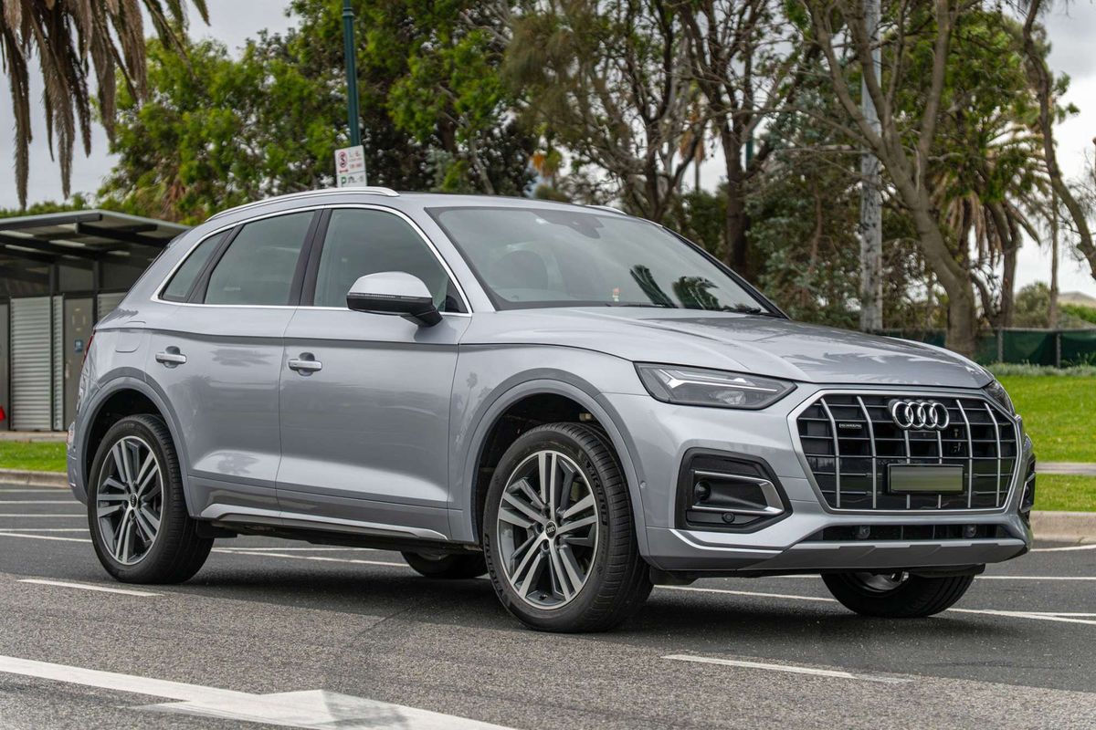 2022 Audi Q5 40 TDI FY