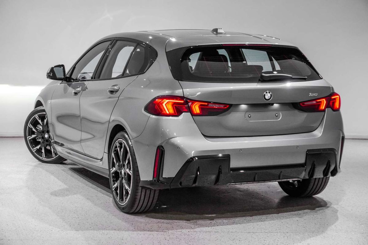 2025 BMW 1 Series 120 M Sport F70