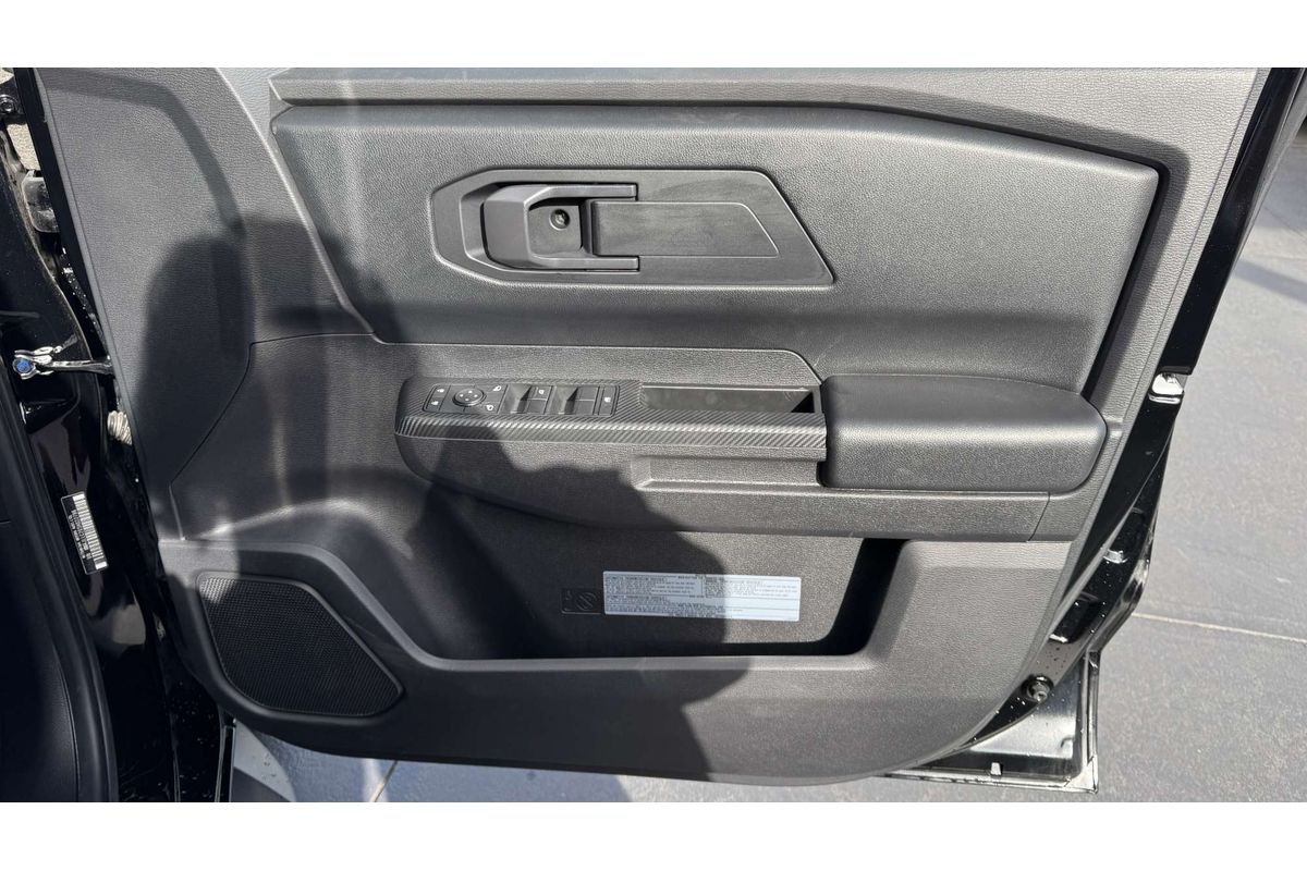 2025 Mitsubishi Triton GLX-R MV 4X4 image 17