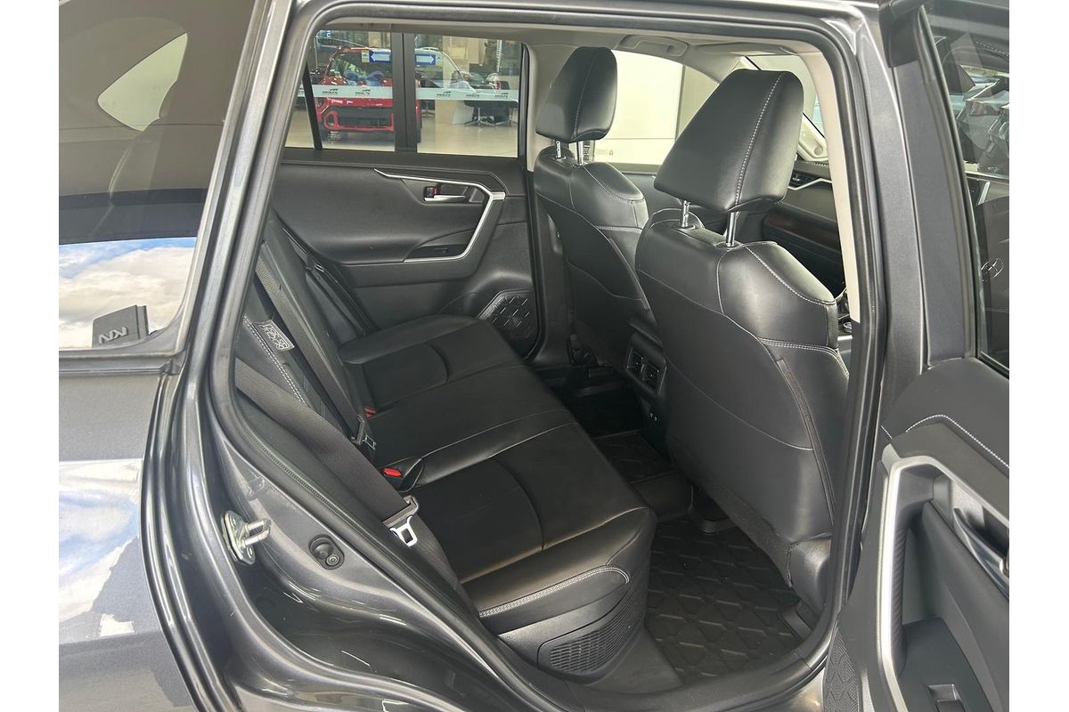 2020 Toyota RAV4 Cruiser AXAH54R
