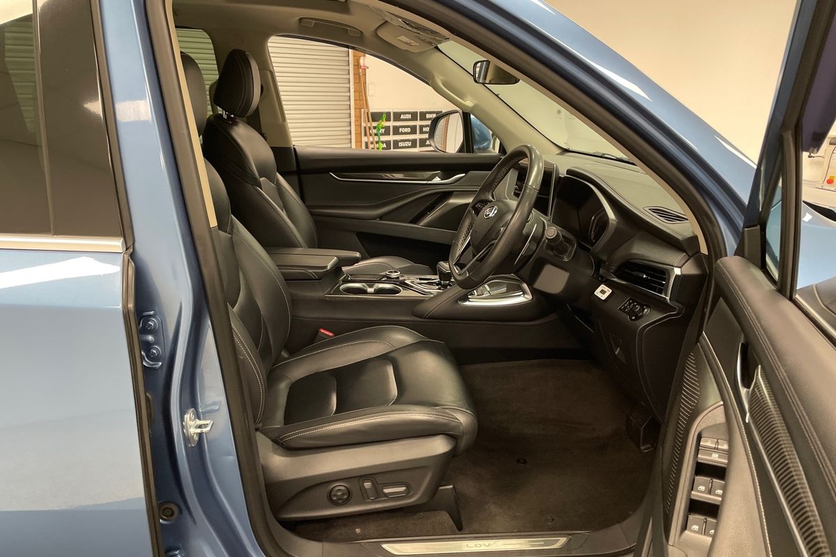 2023 LDV D90 Executive SV9A