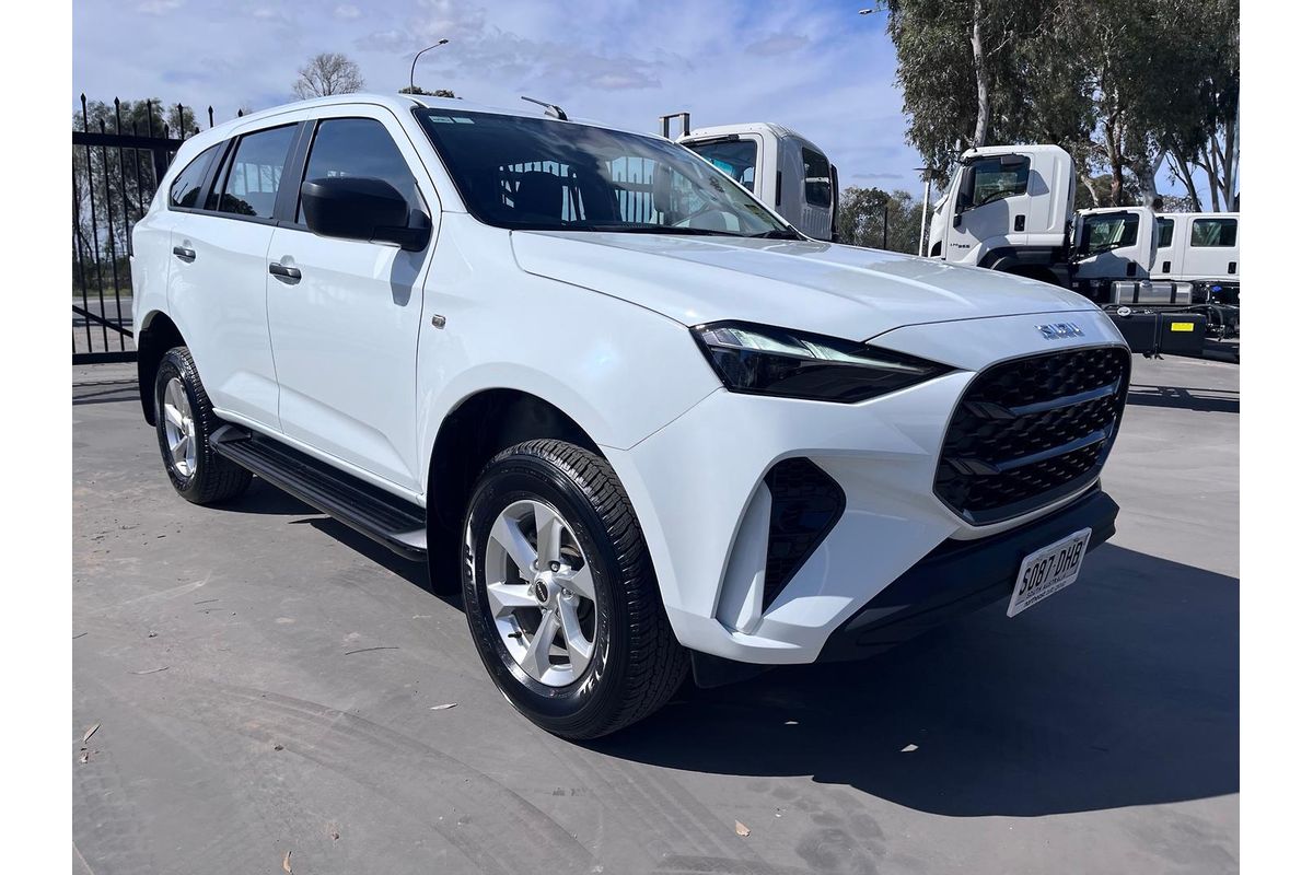 2025 Isuzu MU-X LS-M