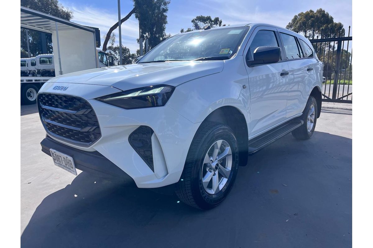 2025 Isuzu MU-X LS-M