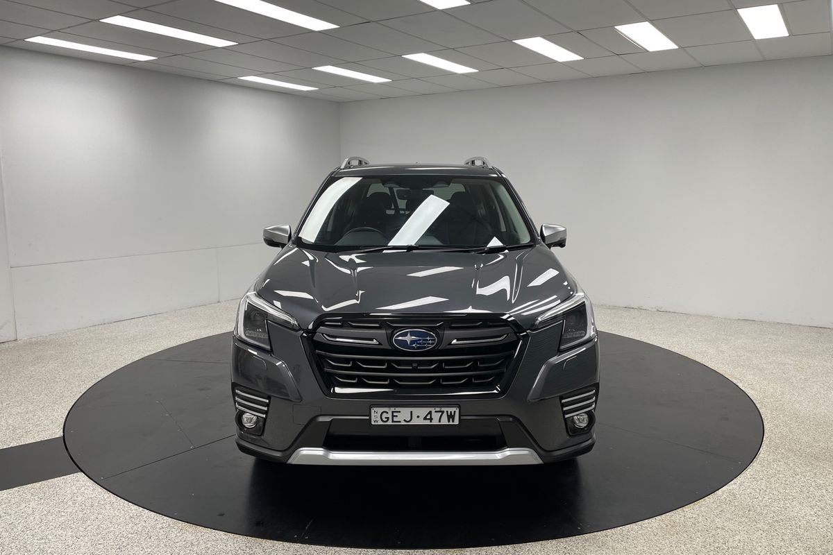 2024 Subaru Forester 2.5i-S S5