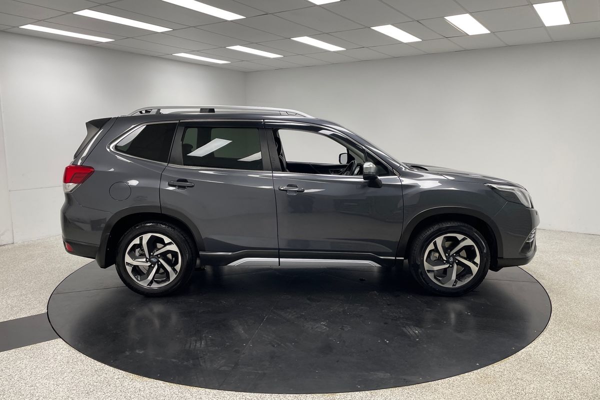 2024 Subaru Forester 2.5i-S S5