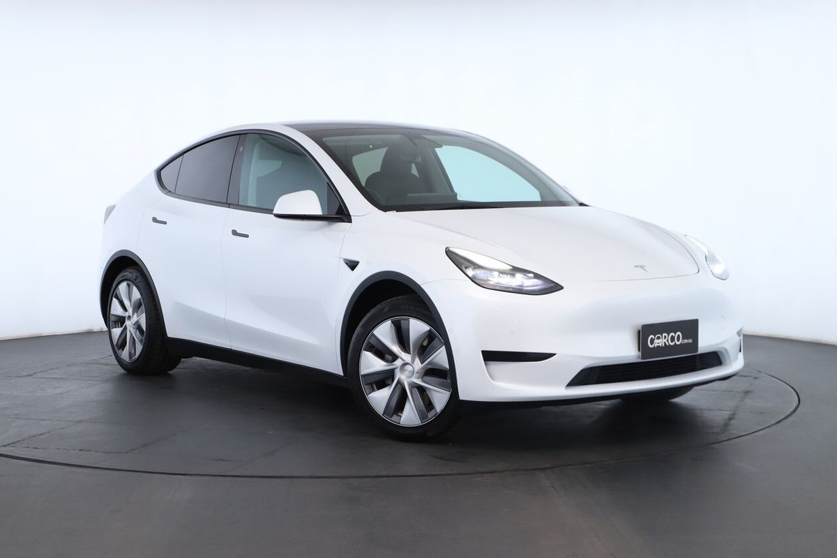 2023 Tesla Model Y Rear-Wheel Drive