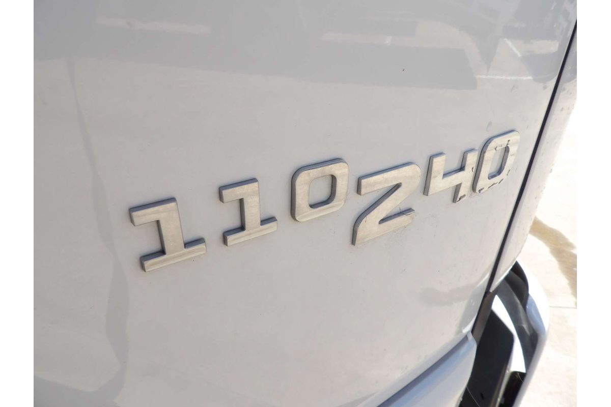 2025 Isuzu F Series FRR 110-240 AM D53 ELWB image 3