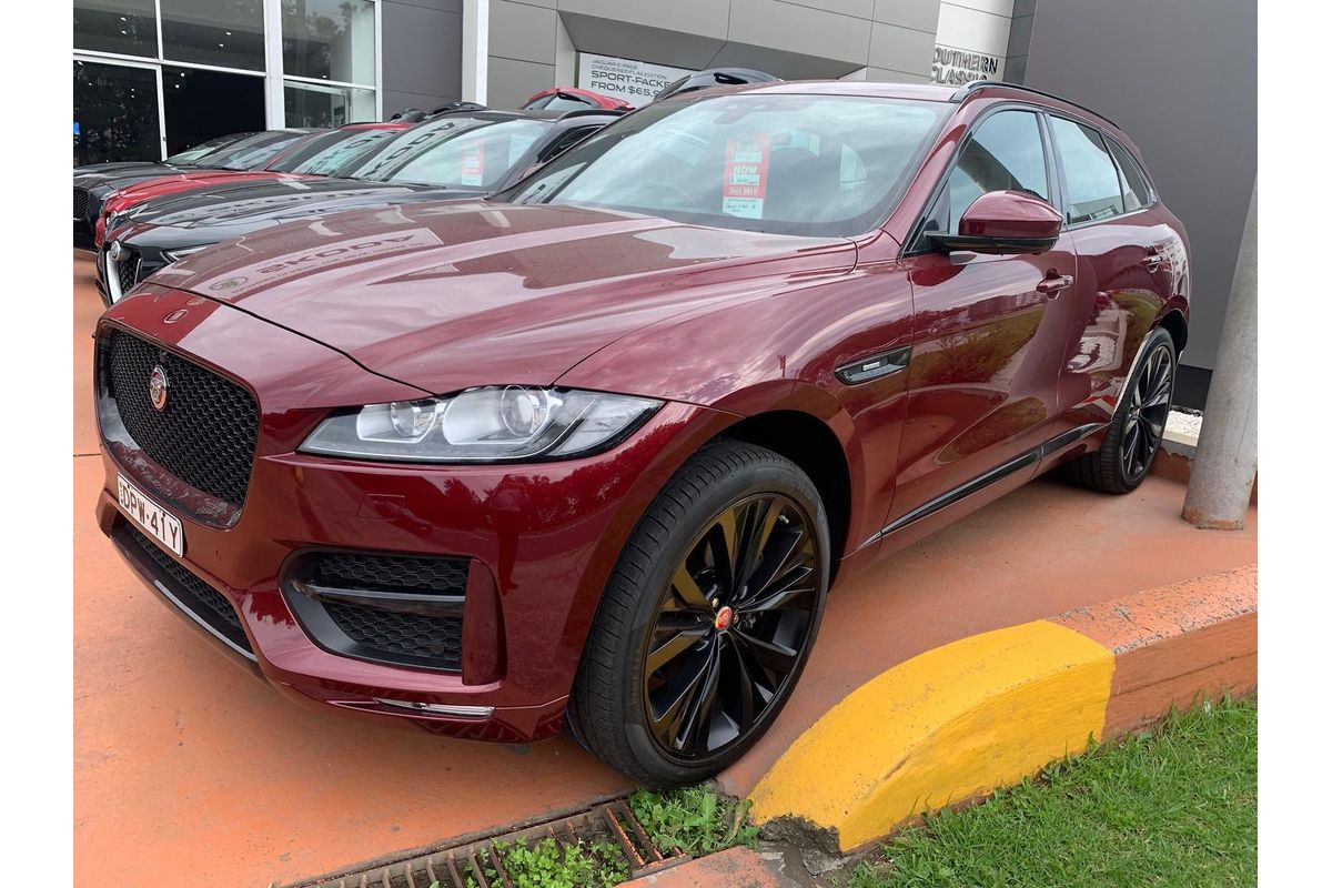 2017 Jaguar F-PACE 30d R-Sport X761
