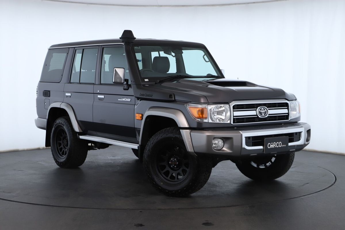 2023 Toyota Landcruiser GXL VDJ76R