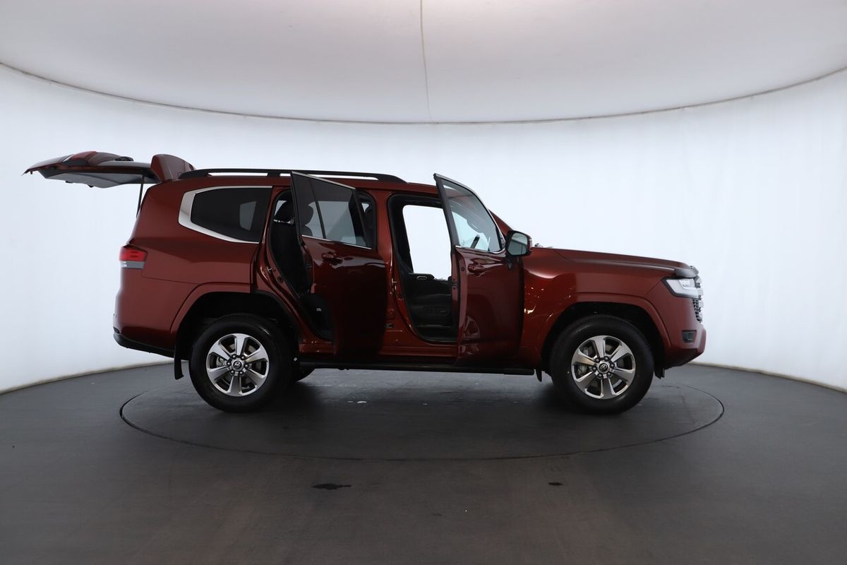 2022 Toyota Landcruiser VX FJA300R