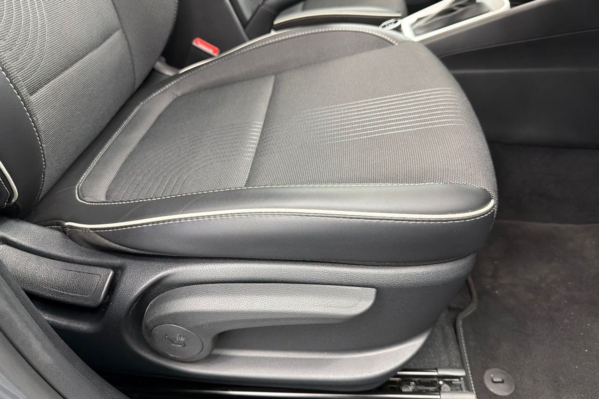 2025 Hyundai Venue Active QX.V5