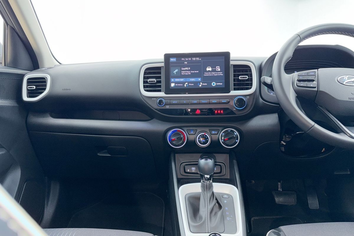 2025 Hyundai Venue Active QX.V5