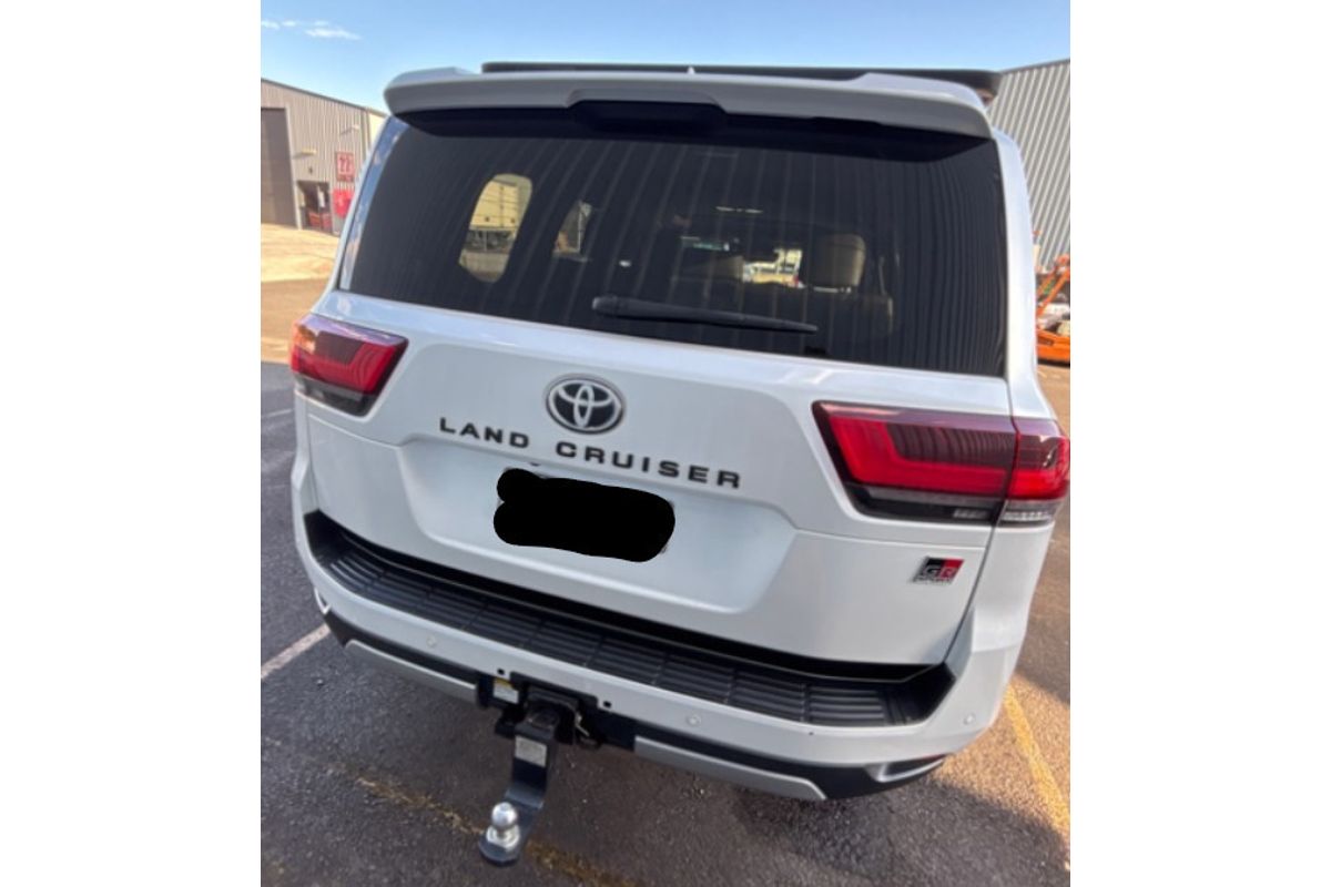 2022 Toyota Landcruiser GR Sport FJA300R