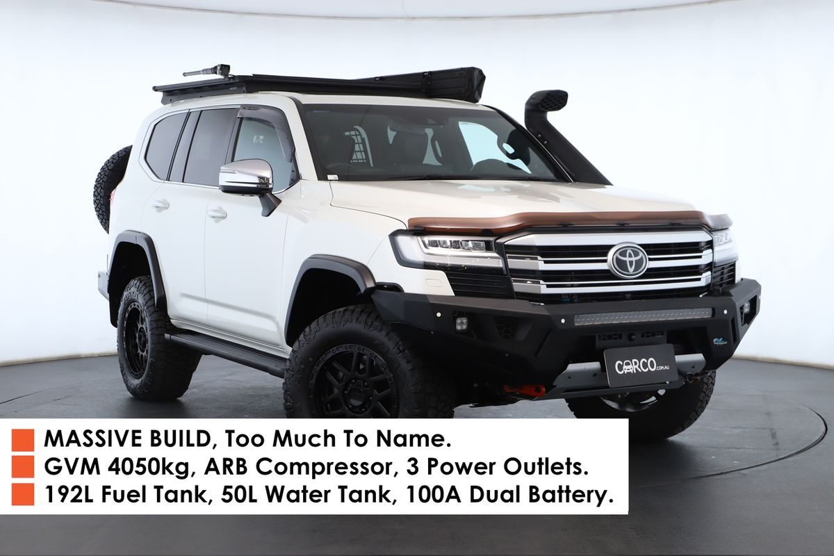 2022 Toyota Landcruiser Sahara FJA300R