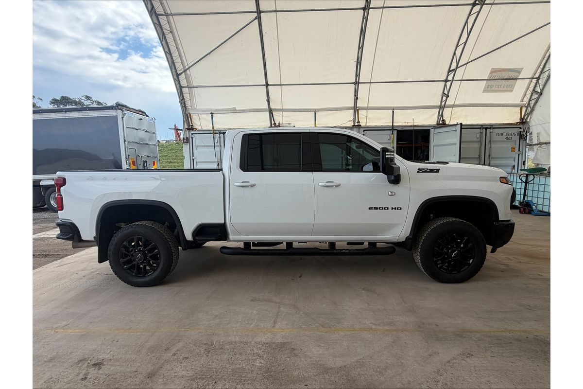 2025 Chevrolet Silverado HD LTZ Premium W/Tech Pack T1 4X4