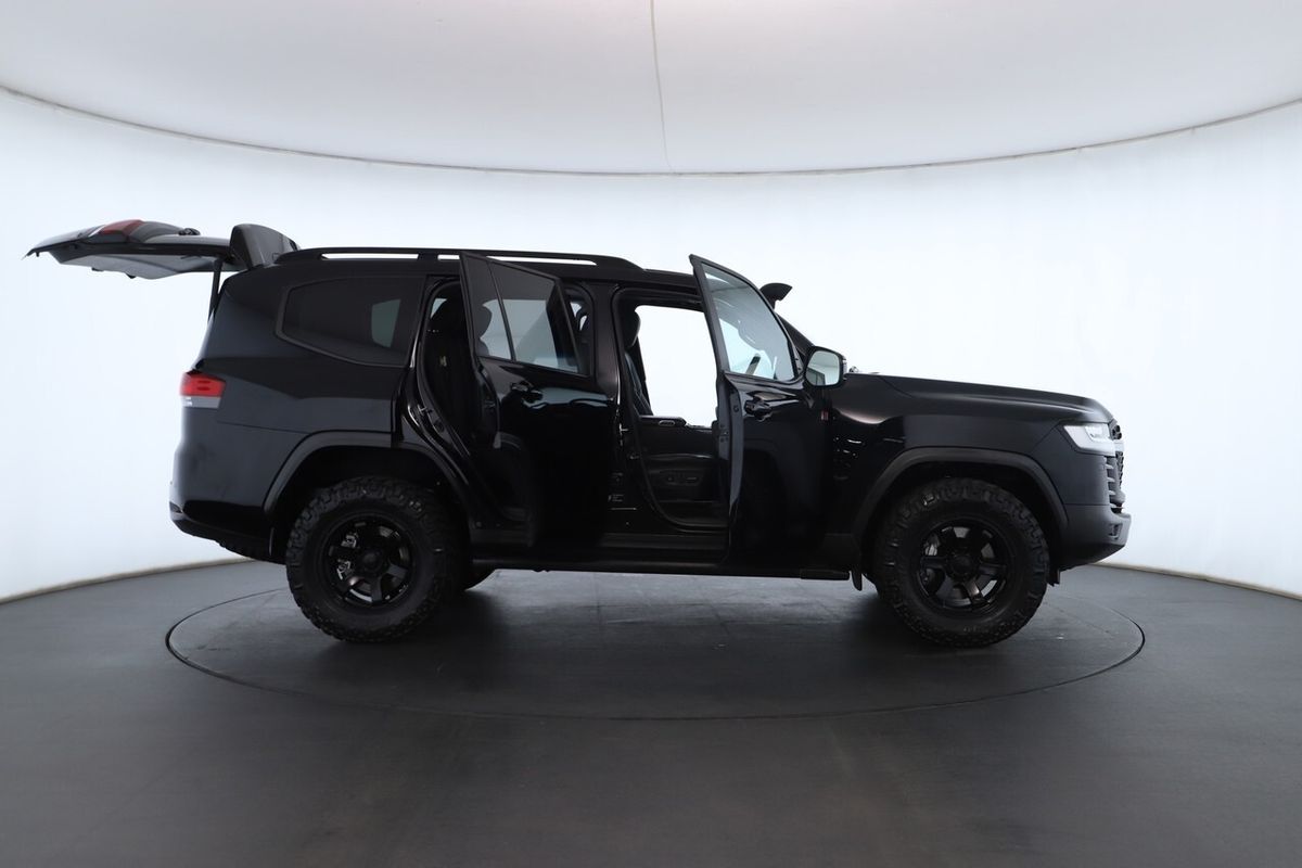2022 Toyota Landcruiser GR Sport FJA300R