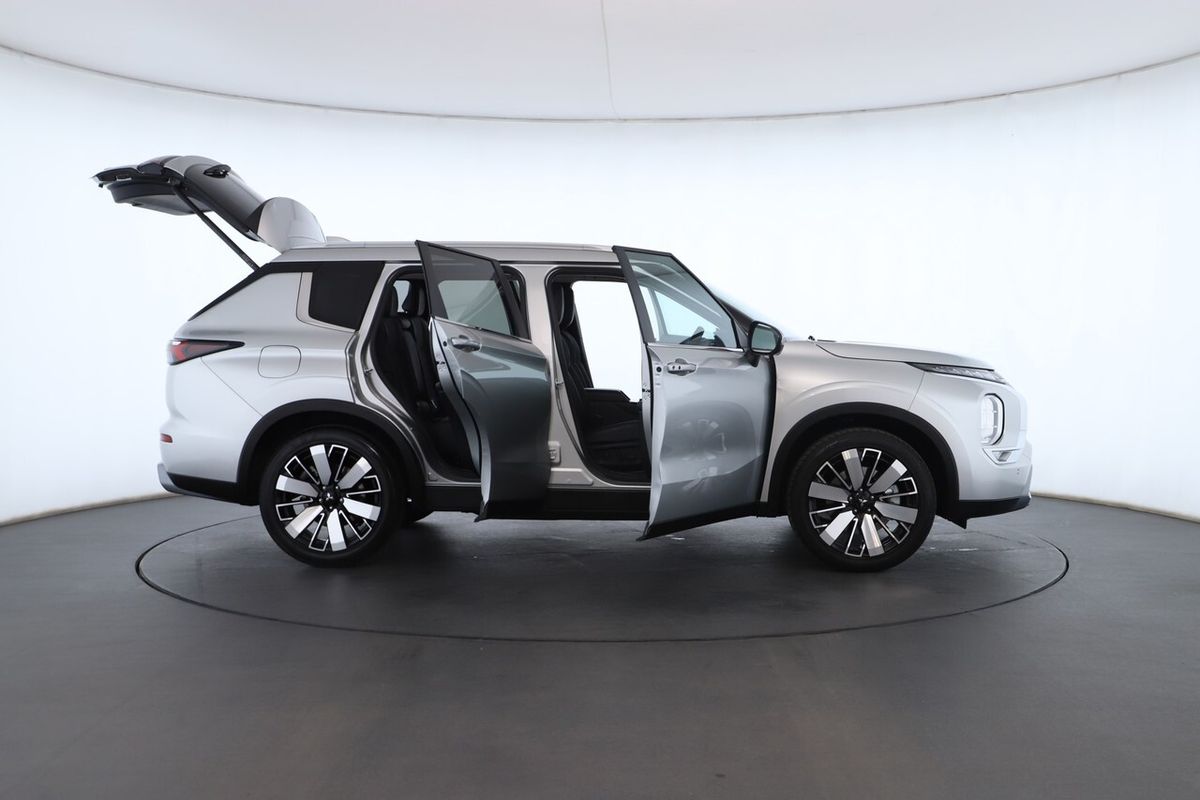2025 Mitsubishi Outlander Aspire ZM