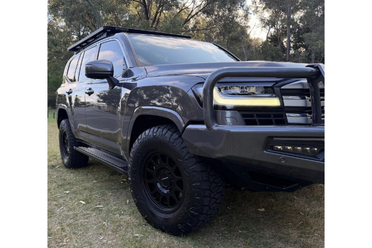 2022 Toyota Landcruiser VX FJA300R